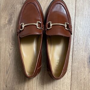 J. Crew flat in brown Leather Loafers size 7